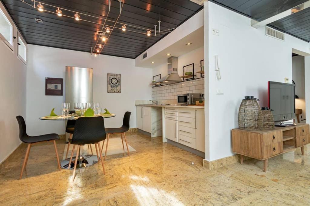 דירות סביליה Becas Alameda Duplex By Valcambre מראה חיצוני תמונה