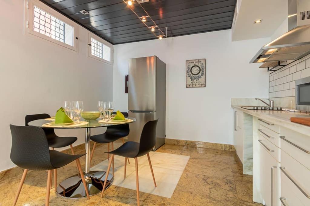 דירות סביליה Becas Alameda Duplex By Valcambre מראה חיצוני תמונה