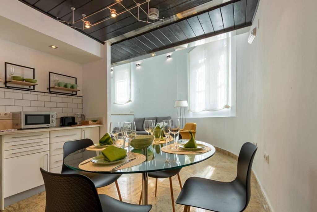 דירות סביליה Becas Alameda Duplex By Valcambre מראה חיצוני תמונה
